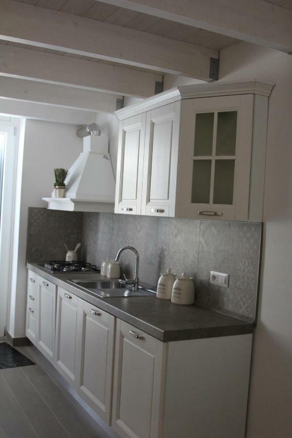 Dimora Della Castellana Apartment Лече Екстериор снимка